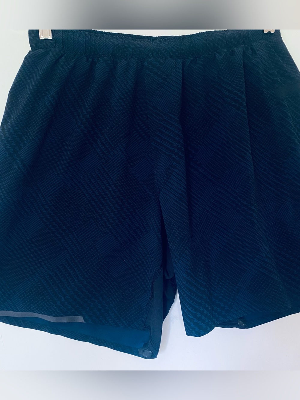 Lululemon T.H.E. Short C50416 Lined Men’s M Black Pattern Training Shorts 6.5”